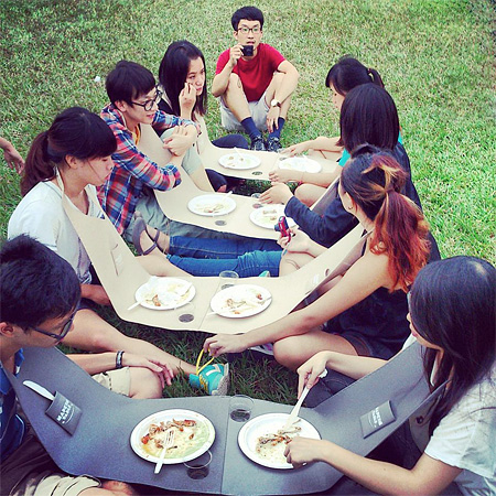 Napkin Pic Nic Table