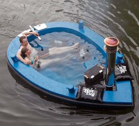 Jacuzzi Boat