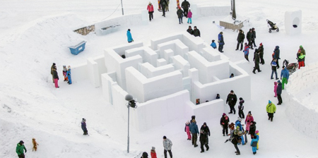 Snow Maze