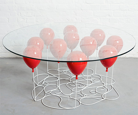 UP Balloon Table