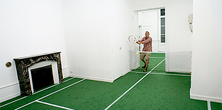 Tennis Court Apartment