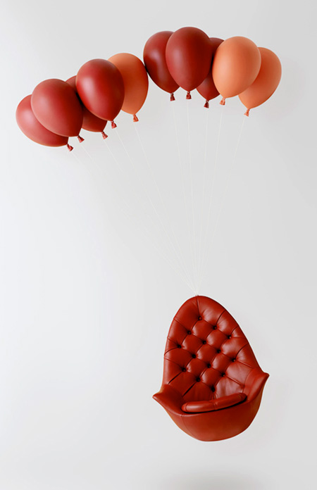 h220430 Balloon Chair