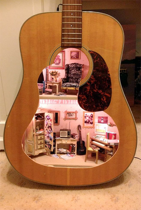 Guitar Doll House