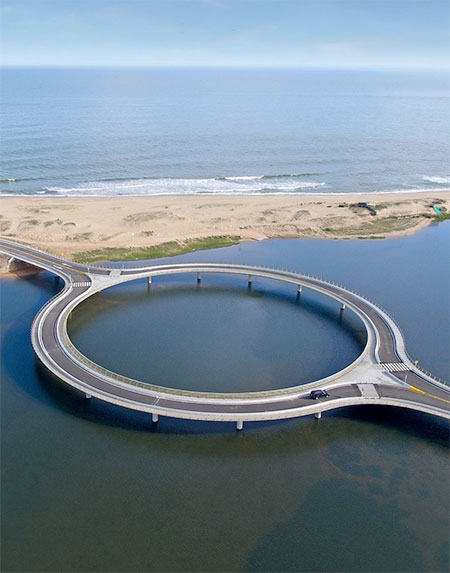 Vinoly Circular Bridge