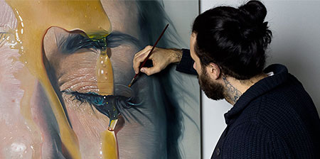 Realistic Paintings by Mike Dargas