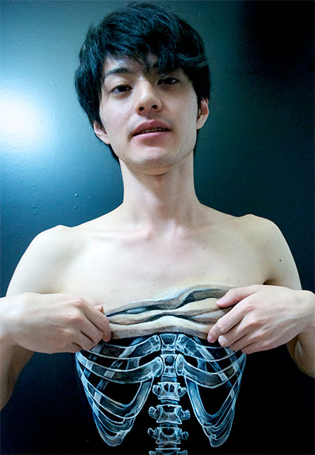 Hikaru Cho Illusion Body Art