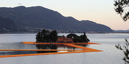 Floating Piers