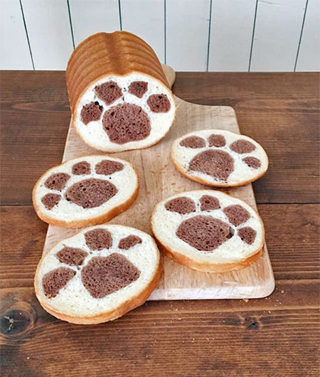 Paw Bread