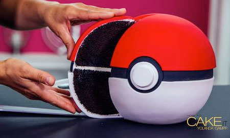 Poke Ball Cake