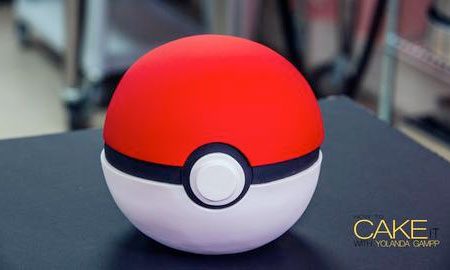 Pokemon Poke Ball Cake