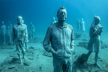 Artist Jason Decaires