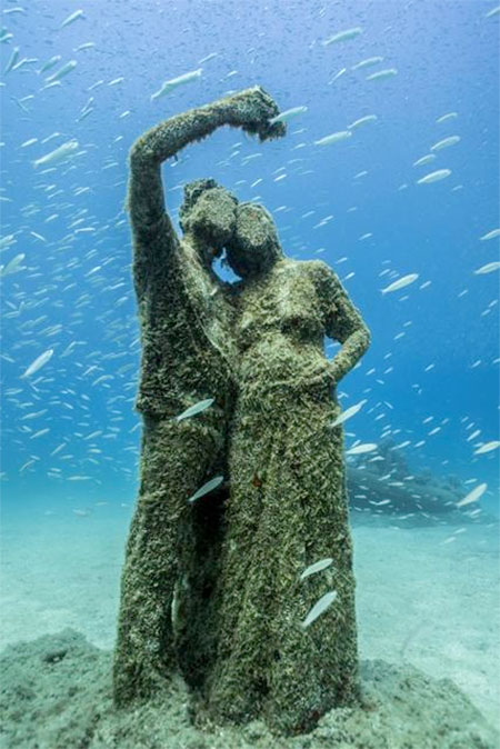 Jason Decaires Underwater Sculptures