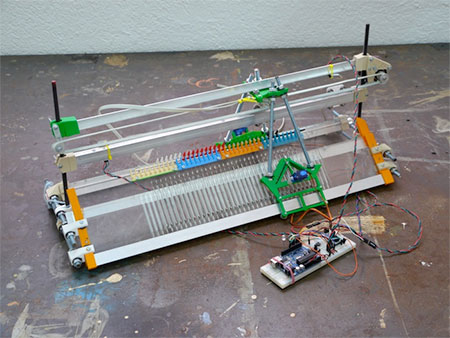 Digital Knitting Machine