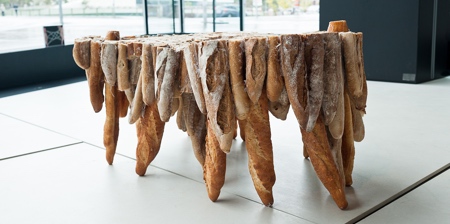 Baguette Table