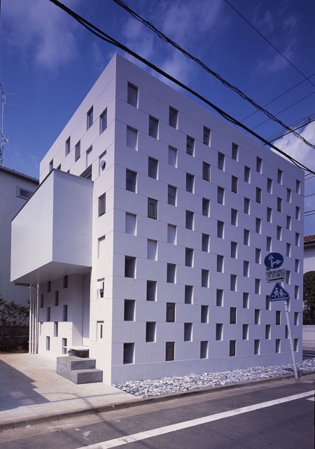 Stacked Boxes House