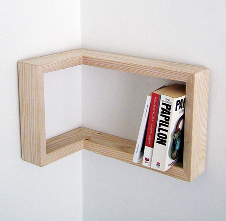 Kulma Corner Shelf