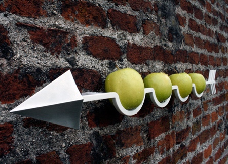 Apple Arrow Shelf