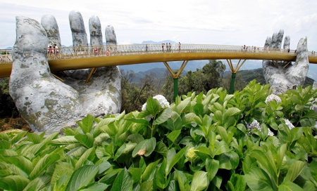 Cau Vang Gold Bridge