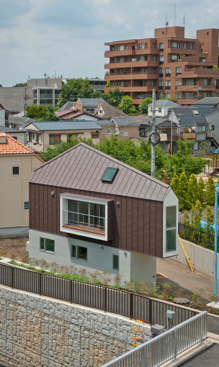 Japanese Thin House