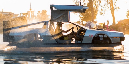 Delorean Hovercraft