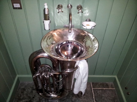 Sink Tuba