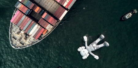 Floating Giant in Hong Kong