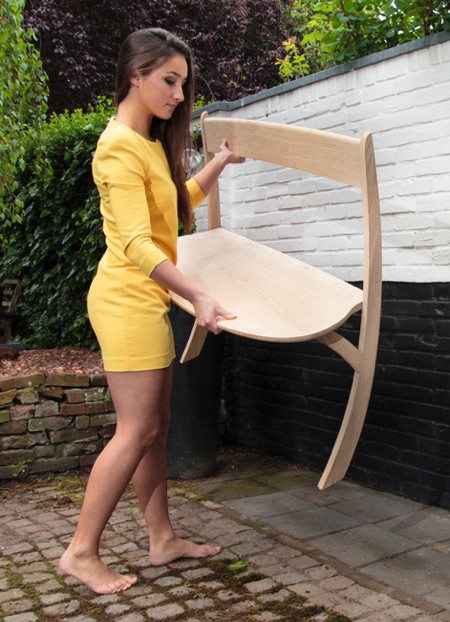 Izabela Boloz Leaning Bench