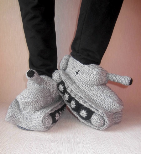 Crocheted Tank Slippers