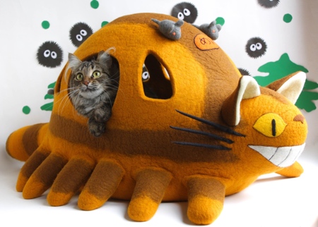 Catbus Cat Bed