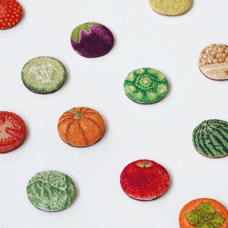 ipnot Embroidered Food