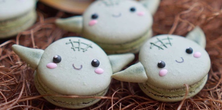 Baby Yoda Macarons