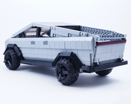 Tesla Cybertruck LEGO