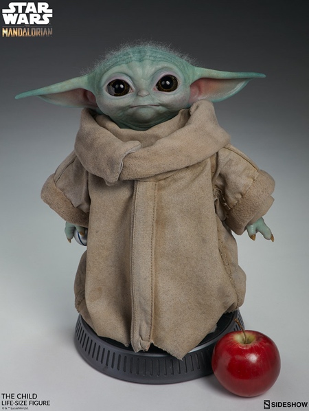 Mandalorian Baby Yoda Figure