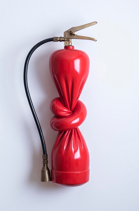 Knotted Fire Extinguisher