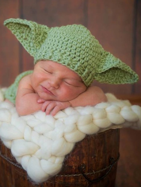 Mandalorian Baby Yoda Hat