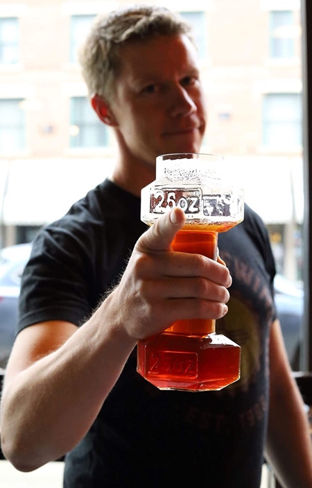 Dumbbell Beer Glasses