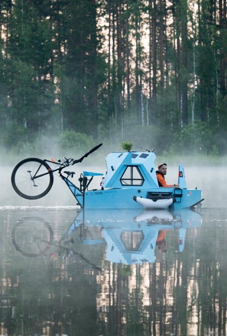 Amphibious Tricycle