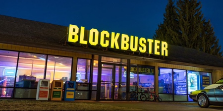 BLOCKBUSTER Airbnb