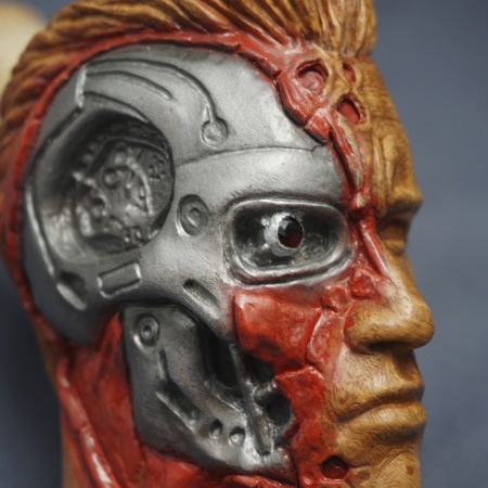 Terminator Schwarzenegger Pipe