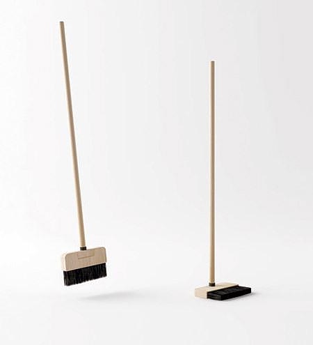 Poh Liang Hock Standing Broom