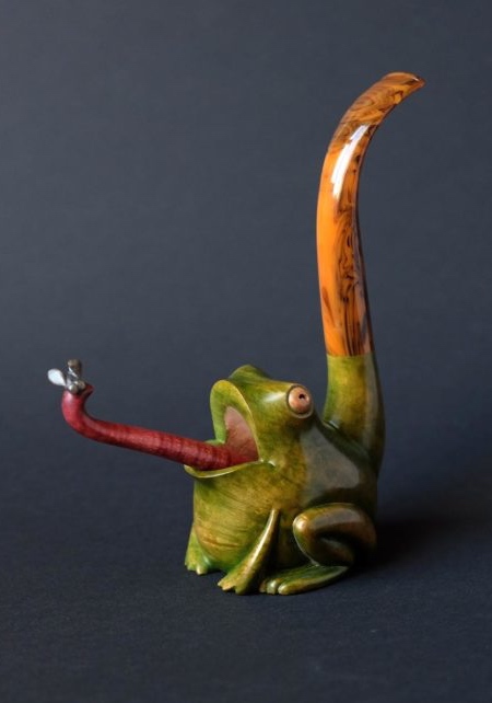 Frog Pipe