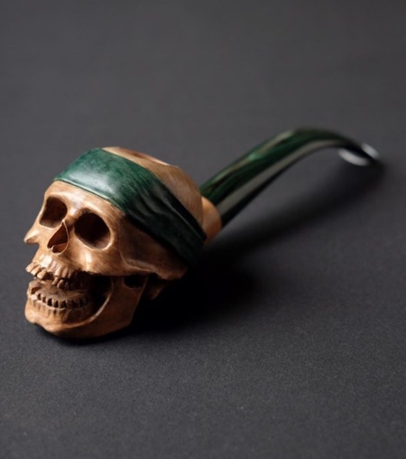 Human Skull Pipe