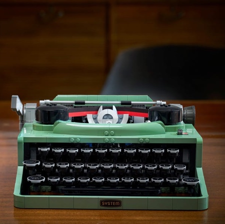 Functional LEGO Typewriter