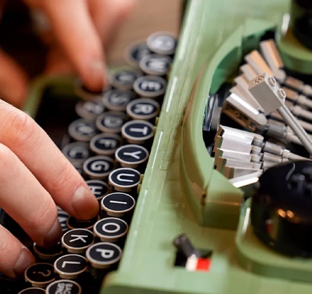 Old LEGO Typewriter