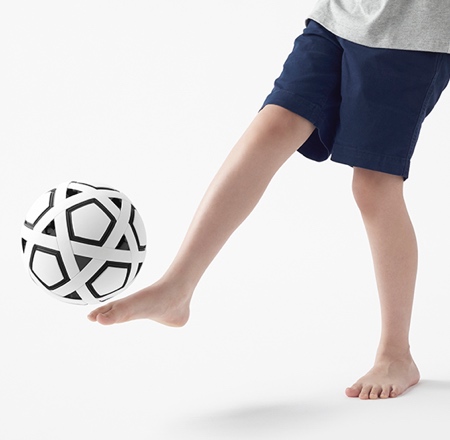 Non-inflatable Ball