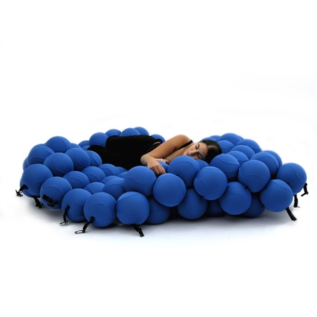 Balls Bed