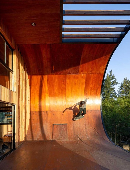 Half-Pipe House