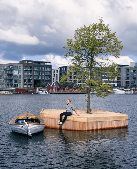 Floating Dock Island