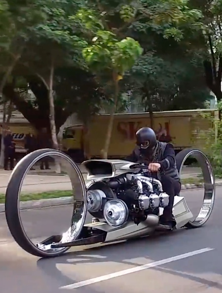 Airplane Engine Hubless Motorcycle