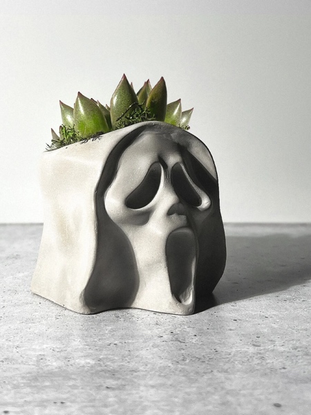 Ghost Face Planter